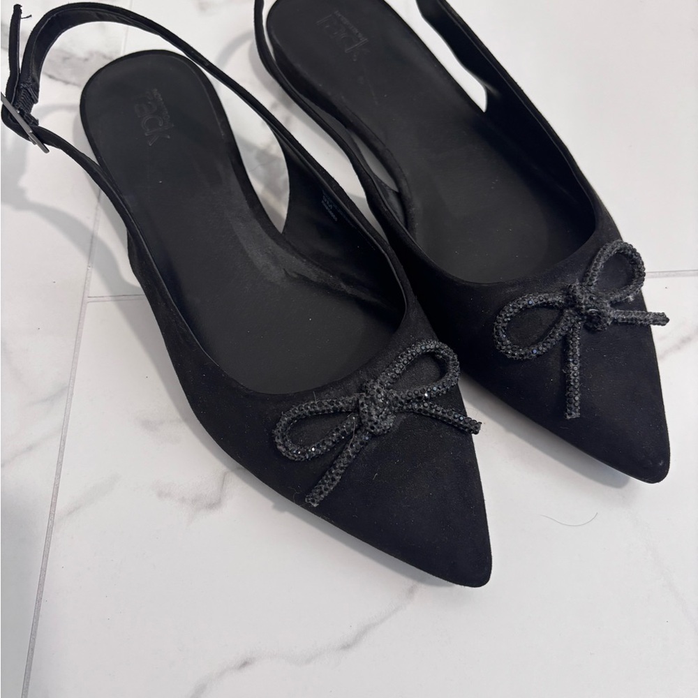Black slingback flats with Bows